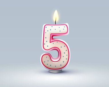 Doğum gününün yıldönümünü kutlarım, yılın beşincisi olarak Candle. Vektör illüstrasyonu