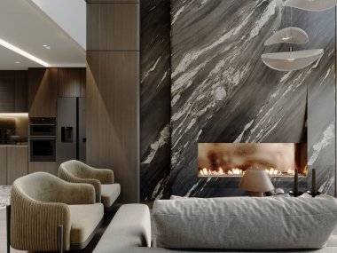 Koyu mermer şömineli, kadife koltuklu, modern dekorlu ve çevresel ışıklandırmalı lüks yaşam alanı sıcak ve sofistike bir atmosfer yaratıyor.