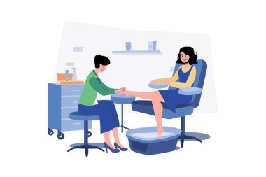 Masözden ayak masajı hizmeti alan kadın..