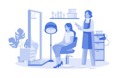 Kuaför ve kadın müşteri kuaförde konuşuyor.