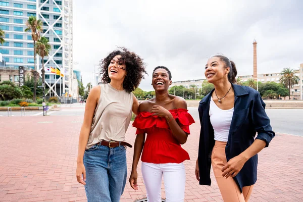Happy Beautiful Hispanic South American Black Women Meeting Outdoor Having — Stockfoto