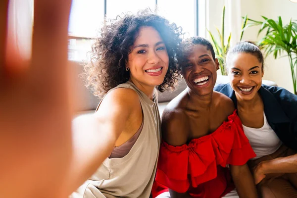 Happy Beautiful Hispanic South American Black Women Meeting Indoors Having — Stock Photo, Image
