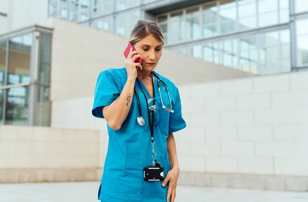 Darstellung Des Täglichen Lebens Einer Krankenschwester Bei Der Arbeit Krankenhaus — Stockfoto
