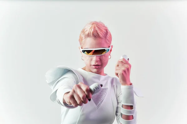 Vertegenwoordiging Van Een Bionische Supermens Met Geavanceerde Technologieonderdelen Als Vizieren — Stockfoto