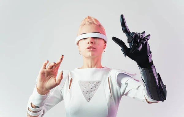Rappresentazione Super Umano Bionico Con Parti Tecnologiche Avanzate Come Visori — Foto Stock