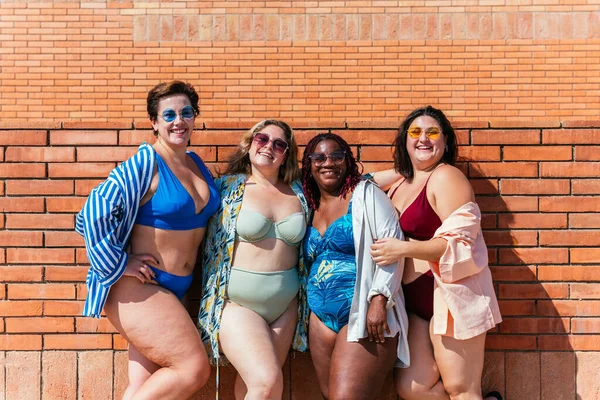 Group Beautiful Size Women Swimwear Bonding Having Fun Beach Posing — Stockfoto