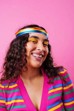 Beautiful young hispanic woman with diastema with colorful and cool style - Confident and interesting female with diverse and unique style, concepts about fashion, individuality and body acceptance