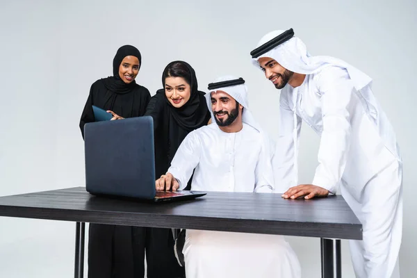 Groep Arabische Zakenmensen Werkt Samen Kantoor Corporate Middle Eastern Business — Stockfoto