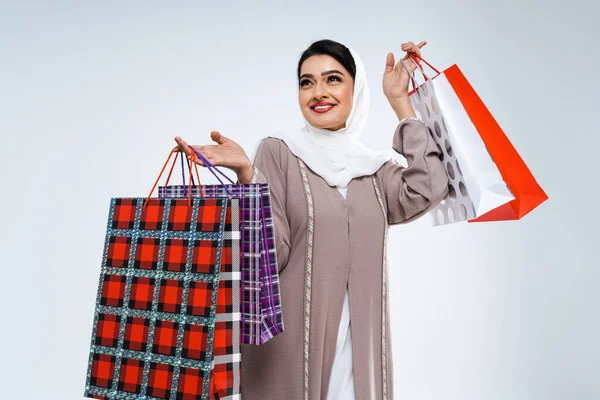 Όμορφη Αραβίδα Γυναίκα Της Μέσης Ανατολής Παραδοσιακό Φόρεμα Abaya Στο — Φωτογραφία Αρχείου