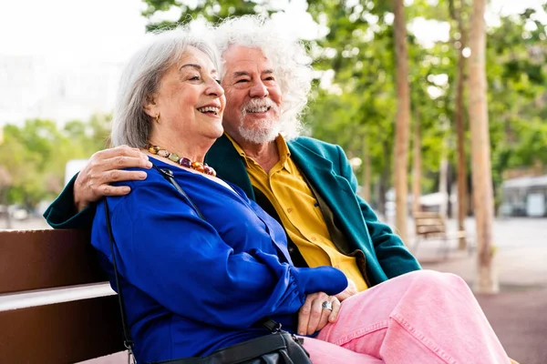 Cuplu Vârstă Bătrâni Care Întâlnesc Aer Liber Bărbat Vârstă Căsătorit — Fotografie, imagine de stoc
