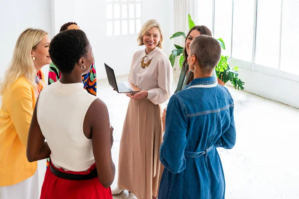 Group Beautiful Confident Businesswomen Meeting Office Multiethinc Female Creative Team — Stock Photo, Image