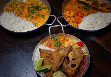 Brezilya bifteği, soğan, fasulye, pirinç ve farofa.