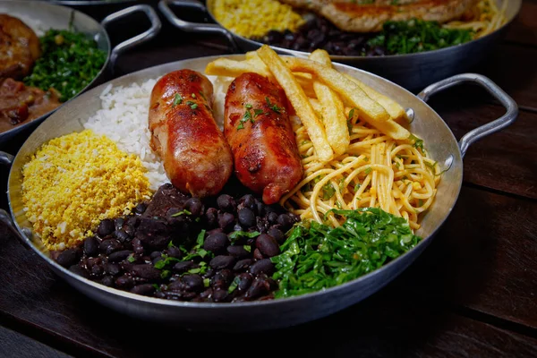 Смачна Бразильська Їжа Бразильська Їжа Столі — стокове фото