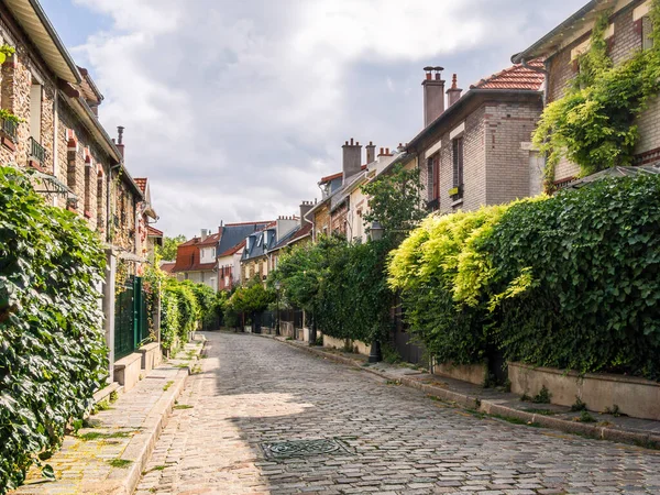Geplaveide Straten Mooie Lage Huizen Van Campagne Parijs Het Platteland — Stockfoto