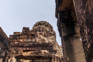Kamboçya 'daki Banyon tapınağı kompleksinin detayları.