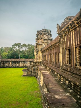 Şafakta Kamboçya 'daki Angkor Wat tapınağının detayları.