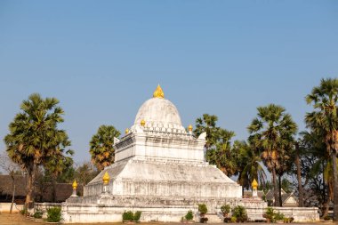 LUANG PRABANG, LAOS - 26 Şubat 2023, Wat Visoun (Wat Wisunarat), Luang Prabang 'ın en eski işletme tapınaklarından biridir. 1898 'de yeniden inşa edildi.
