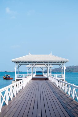 Atsadang Köprüsü, Koh Sichang (Sichang Adası), Chonburi, Tayland.