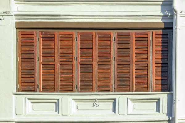 Georgetown Penang Malaysia November 2012 Detail Der Rechteckigen Holzfenster Eines — Stockfoto