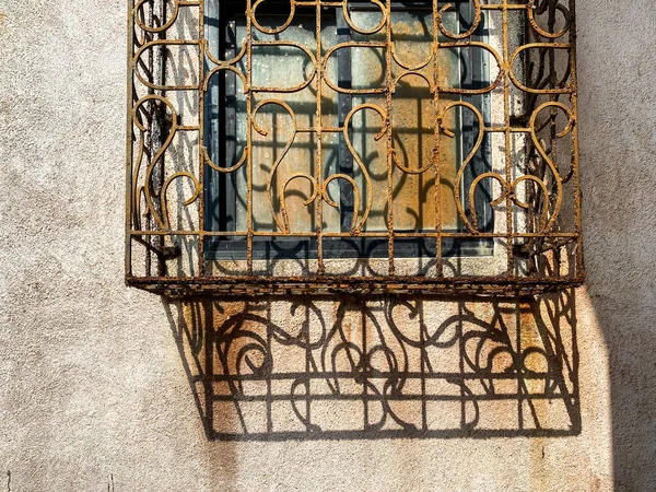 Texture Detail Ornate Vintage Rusty Metal Grill Window Old House — Stock Photo, Image