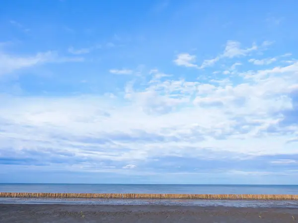 Apele Sparte Din Lemn Lungul Plajei Din Thailanda Întrerupător Undă — Fotografie, imagine de stoc