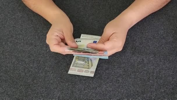 Mãos Uma Mulher Segurando Contando Notas Europeias — Vídeo de Stock