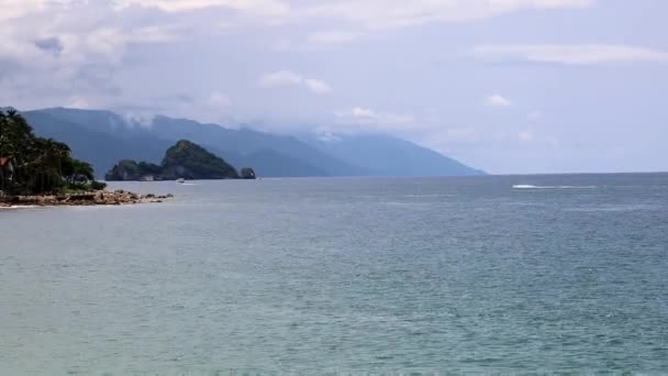 Τροπικό Τοπίο Στην Ακτή Της Παραλίας Στο Puerto Vallarta Μεξικό — Αρχείο Βίντεο