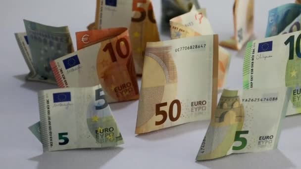 Взгляд Европейские Банкноты Различных Номиналов Круговым Движением — стоковое видео