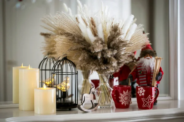 Noel Noel süslemeleri ile kompozisyon