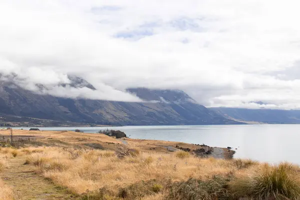 Landscape Mountain Lake Mountains Winding Road South Island New Zealand — Stock Photo, Image
