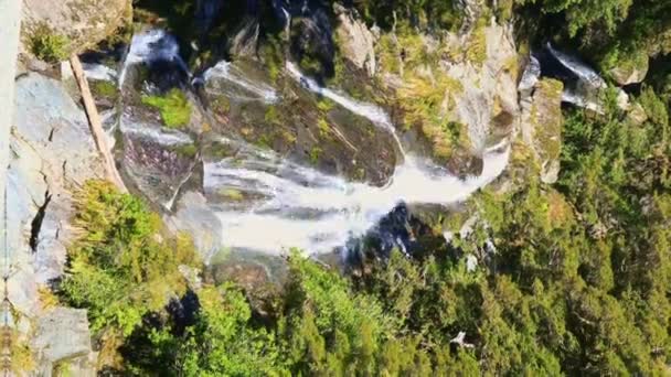 Vodopád Novém Zélandu Jižním Ostrově Přirozené Scény Cestovní Koncepce Svislé — Stock video