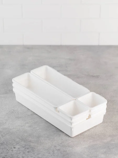 Conjunto Recipientes Plástico Cajas Para Almacenamiento Conveniente Dentro Cajón Cocina —  Fotos de Stock