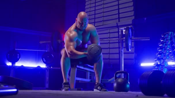 Bodybuilder Naked Torso Lifting Heavy Dumbbell His Hand Doing Exercise — Stock Video