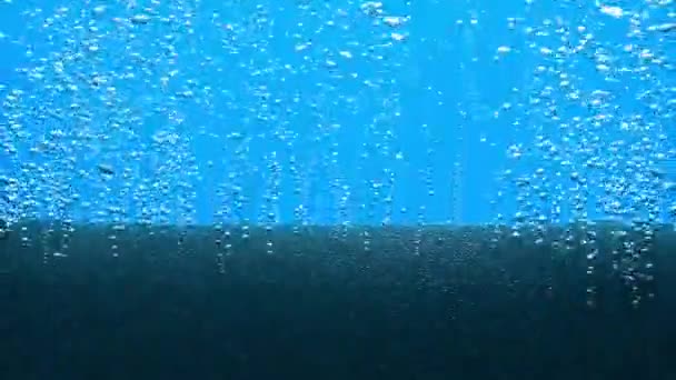 Маленькие Блестящие Пузырьки Воздуха Выходящие Серой Паралонной Компрессорной Трубки Фильтра — стоковое видео