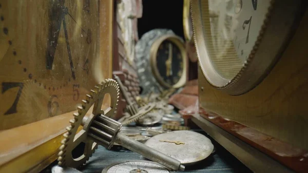 Metal Gears Toothed Wheels Cogwheels Many Old Antique Table Clocks — ストック写真