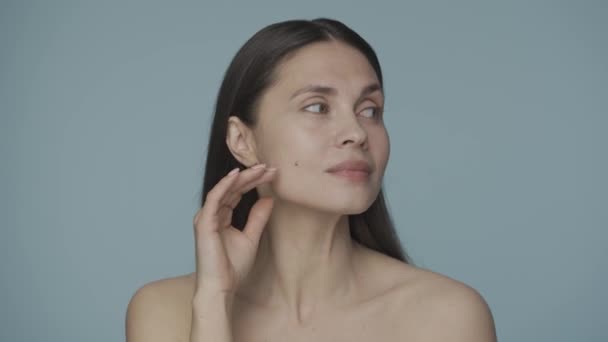 Young Woman Demonstrates Her Smooth Clear Healthy Skin Girl Touching — Stock Video