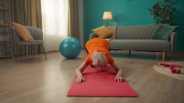 Elderly Woman Doing Stretching Workout Grayhaired Woman Sitting Her Knees — Stock Video