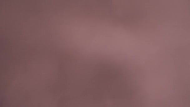 プロダクト提示のための抽象的な勾配ピンク サンゴ色のスタジオの背景 化粧品広告 ショーケース プレゼンテーション ウェブサイト バナー クリーム ファッションのためのシーン — ストック動画