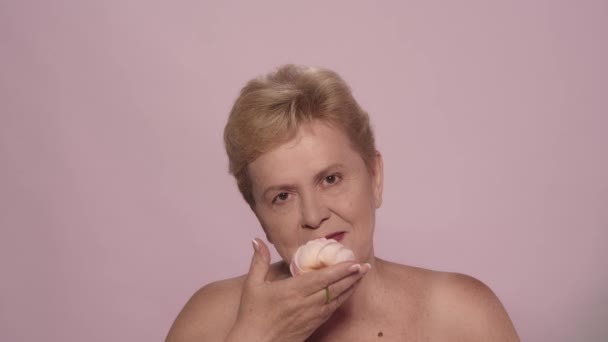 Portrét Atraktivní Starší Ženy Detailní Záběr Modelky Středního Věku Jak — Stock video