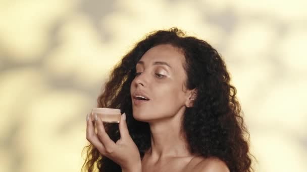 Beautiful Seminude Woman Jar Powder Her Hands Studio Yellow Background — Stock Video