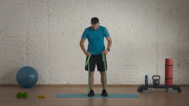 Entraînement Sportif Personnel Maison Entraîneur Conditionnement Physique Masculin Athlétique Faisant — Video