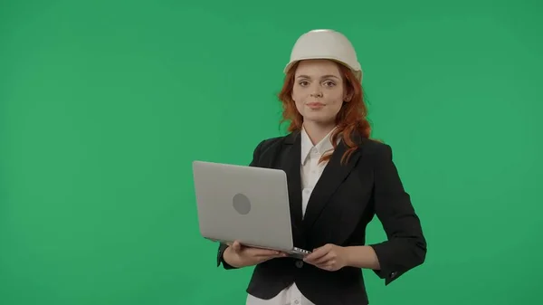 Woman Architect Protective Helmet Laptop Green Screen Background Studio Advertising — Stock Photo, Image