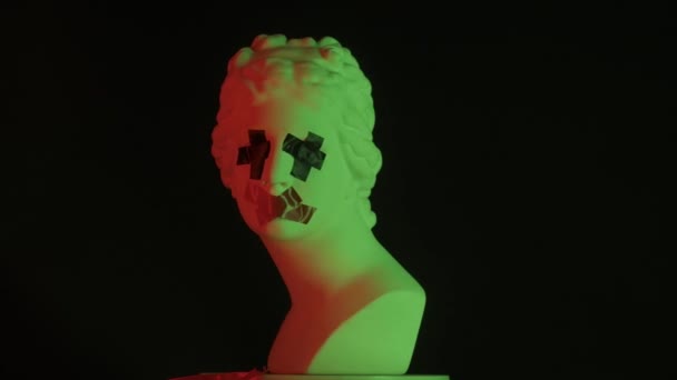 Närbild Bild Bild Venus Marmor Staty Med Klibbig Tejp Ögon — Stockvideo
