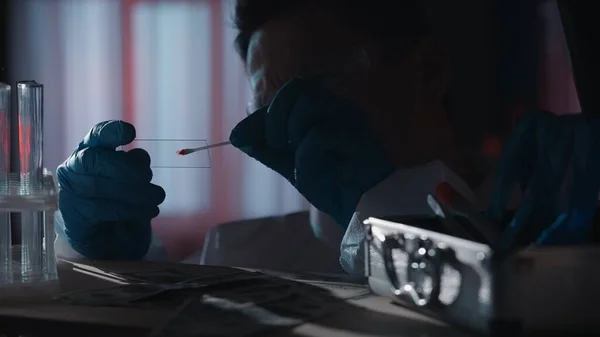 Forensic Investigator Applies Blood Sample Glass Slide Further Examination Man — Stock Photo, Image