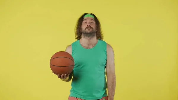 Man Sportswear Holding Basketball Ball Looking Camera Portrait Male Model — Stock Photo, Image
