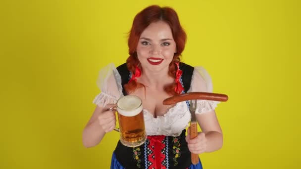 Medium Yellow Background Isolated Video Young German Woman Waitress Shot — Stock Video