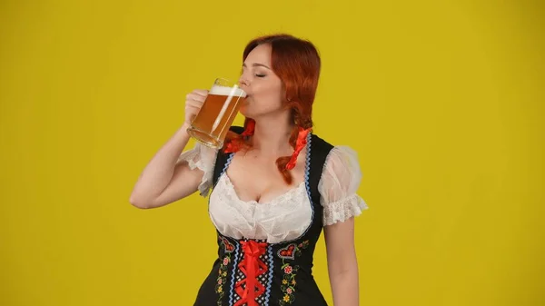 Medium Yellow Background Isolated Shot Young German Woman Waitress Wearing — Stock Photo, Image