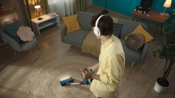 Shot Joyful Happy Young Man Vacuuming Carpet Wearing Headphones Listening — Stock Photo, Image