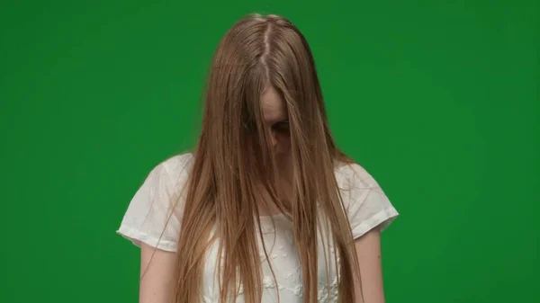 Orta Yeşil Ekran Ele Geçirilmiş Bir Kadının Kroma Anahtarı Kadın — Stok fotoğraf