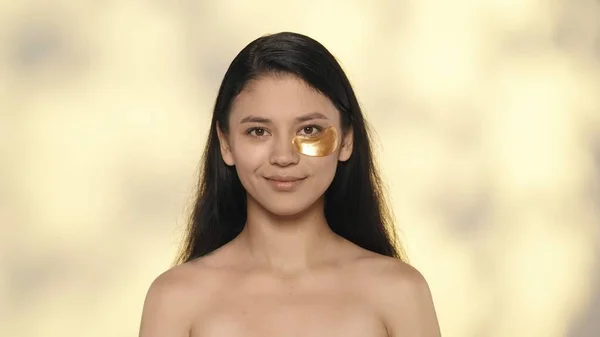 Beauty Skincare Treatment Creative Concept Closeup Studio Shot Attractive Young — Stock Photo, Image